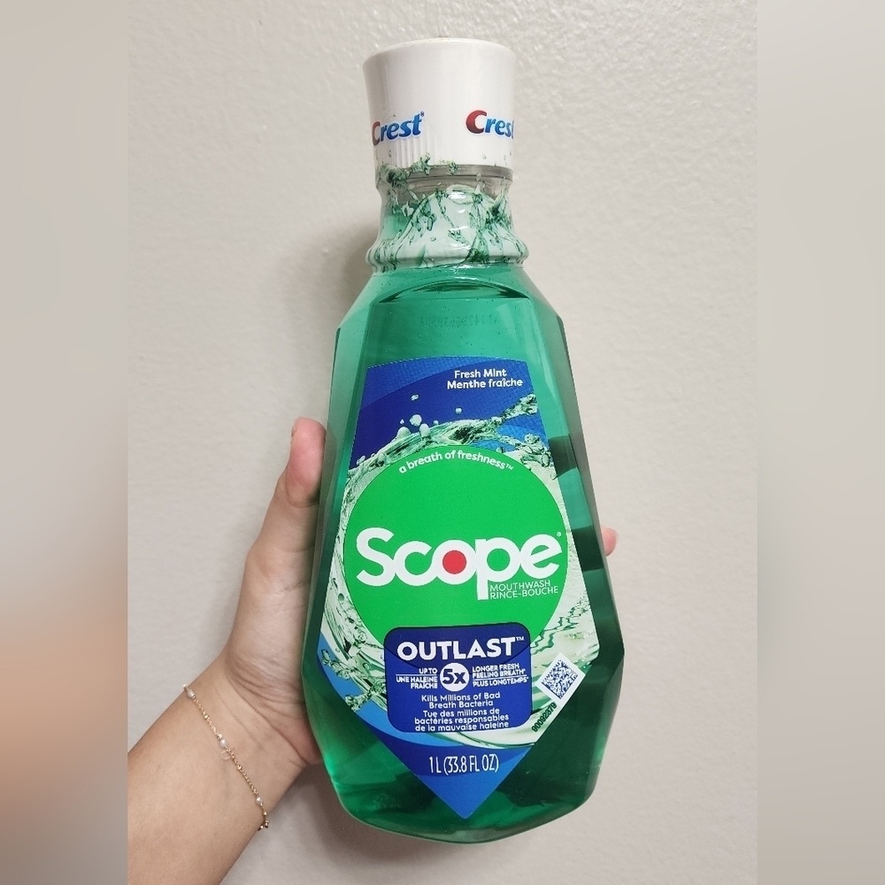 Crest Scope Outlast Mouthwash - Green 1 Liter New